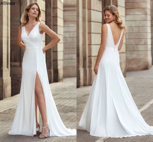 Élégant simple satin blanc une ligne robes de mariée col en V côté fendu boutons Boho jardin plage robes de mariée balayage train bas dos nu mariée réception robes de soirée CL2654