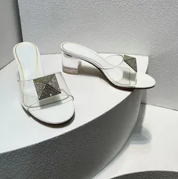Elegante pantoffels modieuze dames transparante hakken PVC kristal vierkante gesp decoratie luxe designer schoenen casual klassieke strandfeestsandalen