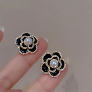Élégant doux perle noir camélia fleur boucles d'oreilles pour femme filles coréenne célébrité accessoires étudiant fête bijoux cadeaux GC2183