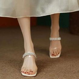 Elegantes perlas transparente de tacón grueso alto de verano sandalias sandalias de fiesta de la fiesta de la moda de los pies de verano