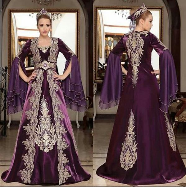 Élégant dinde Caftan Purple Velvet Robes de soirée avec applications en dentelle en or Crystal perle une ligne de planche de plancher des robes d'événement formelles flare les manches longues robe de bal