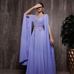 Elegante V-hals Beaded Arabische Dubai Avondjurken Illusion Split Sleeve Formele Gown Satin Crystal Womens Evening Wear