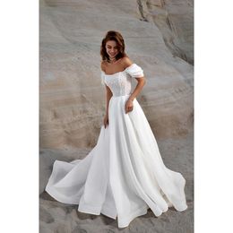 Elegante trouwjurk Korte mouw met parels A-lijn prachtig aanpassen om prachtige brandende brandende jurken zachte satijn te meten
