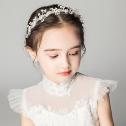 Elegante bruiloft headpieces zilveren bloem kristal parelhaar ornamenten prom feest vrouwen haaraccessoires bruids hoofddeksel