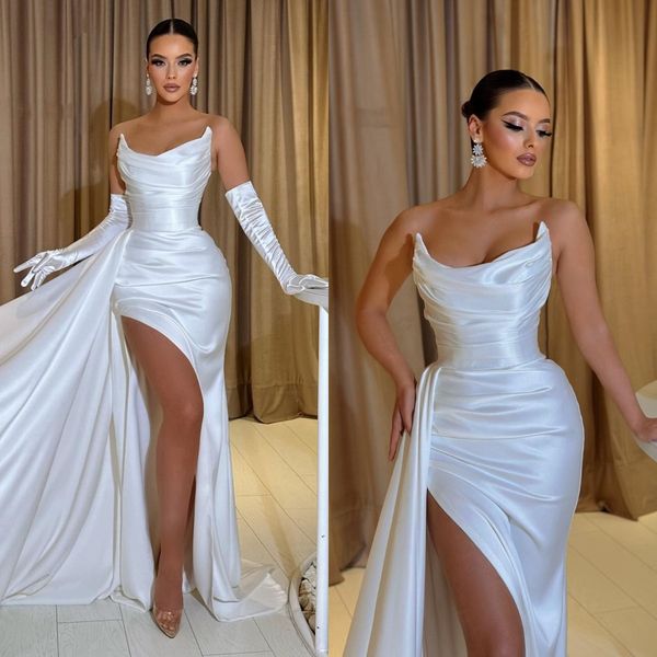 Élégante robe de soirée blanche fendue sur le côté sans bretelles robes de bal de bal balayage train robe longue formelle pour une occasion spéciale