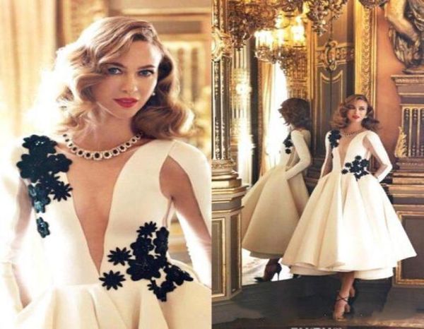 Elegantes vestidos de noche blancos de manga larga, cuello transparente, apliques de encaje negro, satén hinchado, longitud del té, vestidos de cóctel de graduación árabes Forma8625560