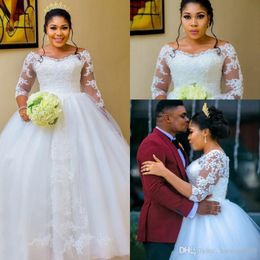 Elegante vestido de bola de lujo blanco Una línea de vestidos de novia Escote redondo Hombro Apliques de encaje Manga larga Hasta el suelo Vestidos de novia formales