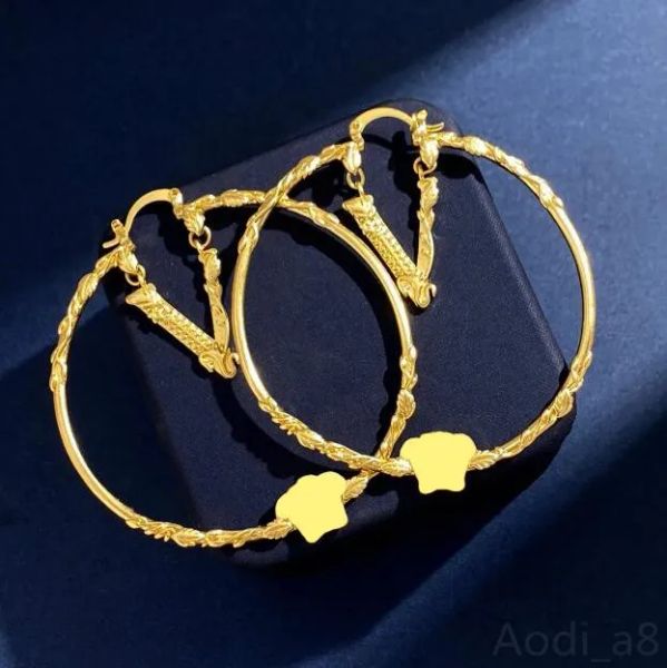 Elegant Women Brand Big Hoop Pendientes 925 Joya de diseñador Tabachapidas Juego del mejor Día de San Valentín Joyería de oro PAR