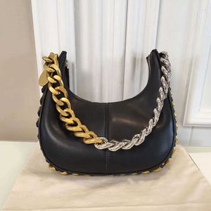Élégant sac à main féminin vintage ivoire / noir en cuir authentique en cuir avec fermeture éclair et chaîne, accessoire de mode hobo