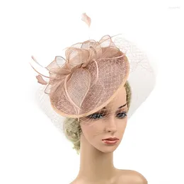 Elegante Frauen Sinamay Hut Feder Stirnband Spitze Blume Party Royal Ascot Haar Zubehör Kopfbedeckung