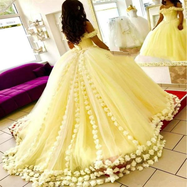 Vestidos de graduación amarillos elegantes con hombros descubiertos apliques florales 3D vestidos de baile 2020 recién llegado dulce 16 vestido vestidos de noche baratos 319E