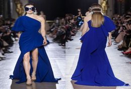 Elie Saab Runway High Low Prom Dresses 2019 Royal Blue One Capped Half Sleeves Cóctel Vestidos formales 4006122