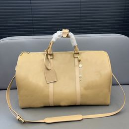 Geprägte Reisetasche, berühmte Designer-Flughafentasche, Unisex-Reisetasche mit großem Fassungsvermögen, einfarbige Handtasche mit staubdichter Tasche, Freizeittasche, minimalistische Sporttasche