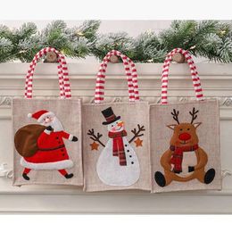 Bordado 2022 lienzo tridimensional bolso reutilizable regalos para niños bolsas de almacenamiento de caramelo bolsas de compras decoraciones navideñas P0720 S