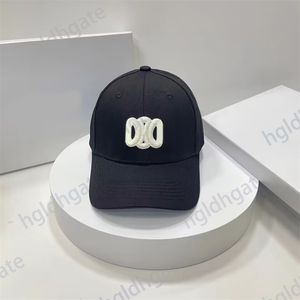 Chapeaux de Baseball brodés pour hommes et femmes, casquette de styliste décontractée avec lettres blanches, noires et brunes, Protection solaire, à la mode, Hg105, été