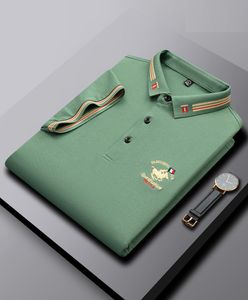 Polos d'affaires brodés pour hommes, chemise d'été à la mode imprimée à manches courtes, streetwear décontracté, haut tendance, grande taille, blanc et noir