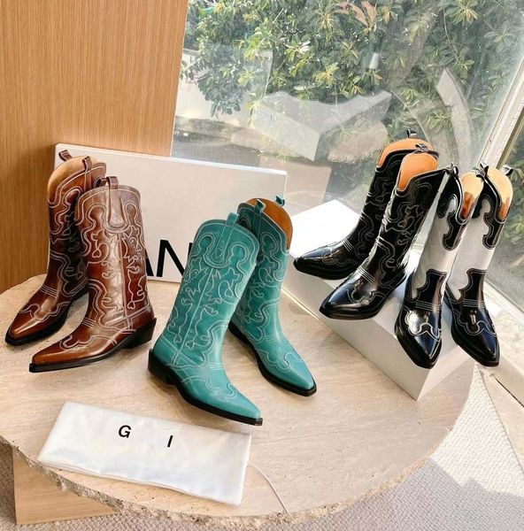 Botas occidentales de diseñador bordado para mujer, botines de vaquero americanos de alta calidad, botas de vaquero puntiagudas de cuero, talla 35-45 5