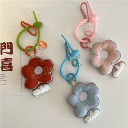 Llavero con colgante de flor bordada, llavero de algodón relleno de tela para mujer, bolso encantador, accesorios, colgante, correa para teléfono móvil