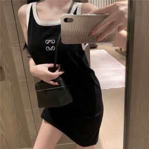 Geborduurde gebreide vest -rokken jurken voor vrouwen ontwerper sexy tank kleding feest rokkleding