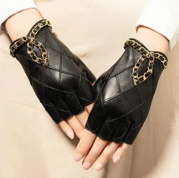 Broderie C Lettre des gants demi-doigts pour les gants de moto en cuir authentique en cuir féminin