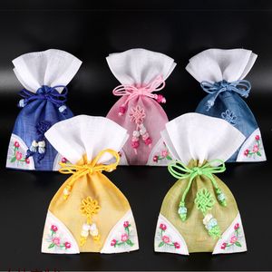 Borduurwerk Chinese Knoop Kleine Gift Tas Trekkoord Kerst Pouch Lege Sachet Bag Doek Sieraden Pouch Wedding Party Gunst Tassen 10pcs / lot