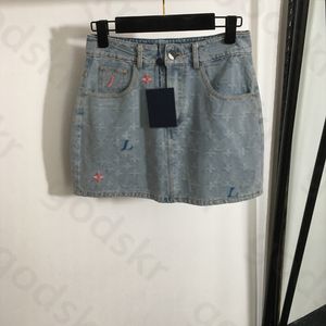 Embroidery denim rok shorts dames mode sexy klassieke jeans knoppakket heup rok korte shorts