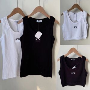 Débardeur avec logo brodé T-shirt d'été pour femme Confortable et frais en été sexy Notre magasin vend bien Gilet tricoté Styles longs et courts Blanc et noir Peut choisir