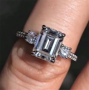 Emerald Cut 4CT Lab Diamond Ring 100 Original 925 STERLING SIGNEMERS Engagement Bands de mariage pour femmes bijoux de fête1084391