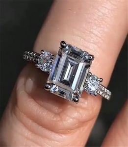 Emerald Cut 4CT Lab Diamond Ring 100 original 925 STERLING SIGHER SIGAGNE BAGLE BANDES POUR LES JIEDRES DE FEUX FEMMES8206605
