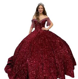 Emerald Dark Green Quinceanera Dress 2023 Puffy Sweet 16 Ball Jurk Beading Wine Vestidos de 15 anos veter korset terug off-the-shoulder Quince Burgundy Velvet Pargons