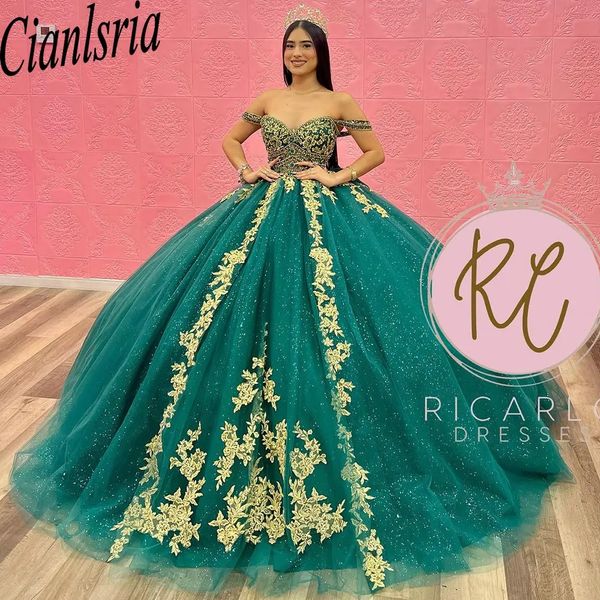 Vert émeraude perles cristal arc robe De bal robes De Quinceanera hors de l'épaule or Appliques dentelle Corset robes De 15 Anos