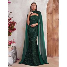 Prom vert émeraude Sparkly Sequins Long Party Robes Robes de soirée avec châle Cape Celebrity Dress Personnaliser 0510