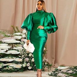 Sage en satin vert émeraude Soirée Puffy Manches longues Saudi Arabie Robes Dubaï Robe de fête formelle Dubaï Robe de Soiree