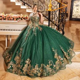 Emerald Green Sweetheart Ball Jurk Quinceanera -jurk voor meisjes Gold ApplQues Verjaardagsfeestjes Jurken Prom Jurken Lace Up Back Beade