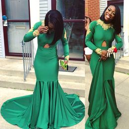 Emerald Groen met Gouden Applicaties Vintage Prom Dresses voor Black Girls Avond Feestjurken Mermaid High Neck Sweep Trein Vestidos de Fiesta