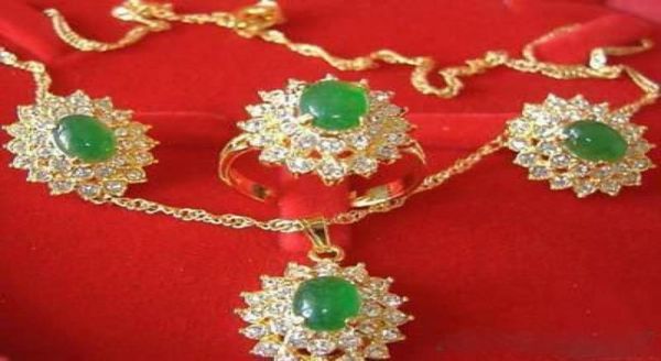 Émeraude Jade 18K GP pendentif en cristal collier boucles d'oreilles bague pierres précieuses bijoux Sets6659350