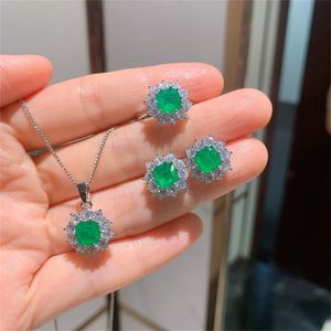 Emerald Ketting Ring en Stud Earring Fashion Set voor Dames Avond Party Sieraden Cubic Zirconia Classic Romantic
