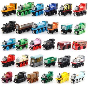 Emily Wood Train Magretic Wooden Trains Model Cary Toy compatible avec Brio Brand Tracks Railway Locomotives Toys for Child