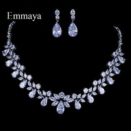 Emmaya luxe romantique blanc ensemble de bijoux AAA cubique Zircon pendentif/boucles d'oreilles pour femmes ensembles de bijoux de mariage H1022