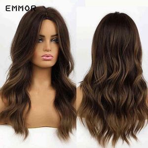 Emmor Synthétique Long Light Cool Brown Highlight Blond Foncé Cheveux Ondulés Perruques Haute Température Layered Cosplay Ombre Perruque pour Femmes 220622