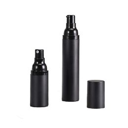 Vacío Negro Frosted Plastic AS Spray Pump Bottles Airless 15ml 30ml 50ml Dispensador para líquido cosmético / loción Tqwrj