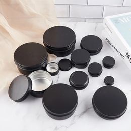 Frascos vacíos Botella Latas de aluminio redondas negras Tapas de tornillo Caja de bálsamo labial de metal Envases de cosméticos Organización de almacenamiento para velas Té