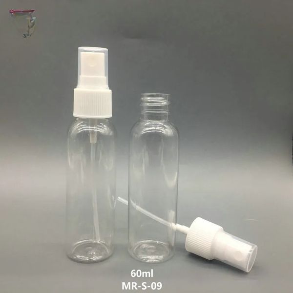 Bouteille de pulvérisation de parfum en plastique transparent pour animaux de compagnie vide avec pompe de pulvérisation 20/410