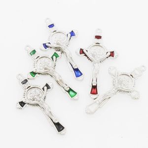 Médaille en émail san benito Croix Charme 10 Couleurs Crucifix Entretoise Perles Pendentifs Alliage Bijoux Faits À La Main DIY L1670 51.5x28.5mm catholique jésus