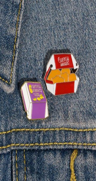 Broche de poulet en émail Nuggets Club Brooch Vêtements de sac à dos Badge d'épingle Badge Bijoux de bijoux pour femmes Men6642564