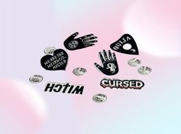 Emailpennen en broches heks vervloekt ouija We zijn de Weirdos Mister Black Pin Set Goth Pin Goth Punk Backpack Badge Shirt Collar6377049