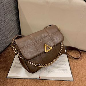 Eind hoge handtas voor vrouwen in de herfst en winterketen veelzijdige enkele schouder crossbody tas casual niche onderarm