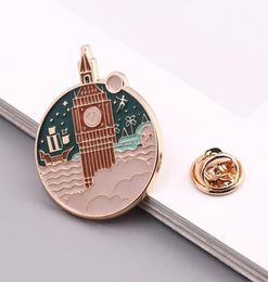 Engeland retro architectuur Bell Tower Email Broche The Night Sky Clouds Building Suit rapspel Pin Fashion Charm Jewlery Unisex 20108913873