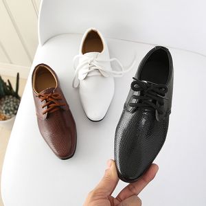 Engeland stijl kinderen jongens schoenen zwart wit mode gentleman lace-up lederen schoenen voor jongens kinderen schoeisel 21-36 210713