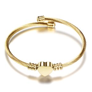 Gegraveerde armband Hart Bracelet Womens Love Bangles Silver Chain Clover armbanden Desisgner sieraden voor vrouwen 18K Gold vergulde roestvrijstalen charmeketens bruiloft